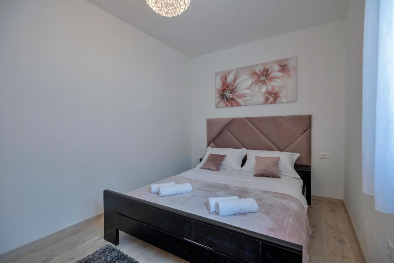 Luxury Apartment Makarska 2Min From Beach Exterior foto